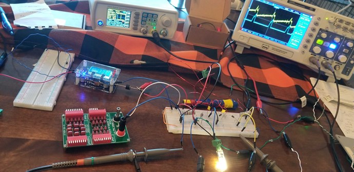 Little further back so you can see the work being done giving sawtooth waveform on POC